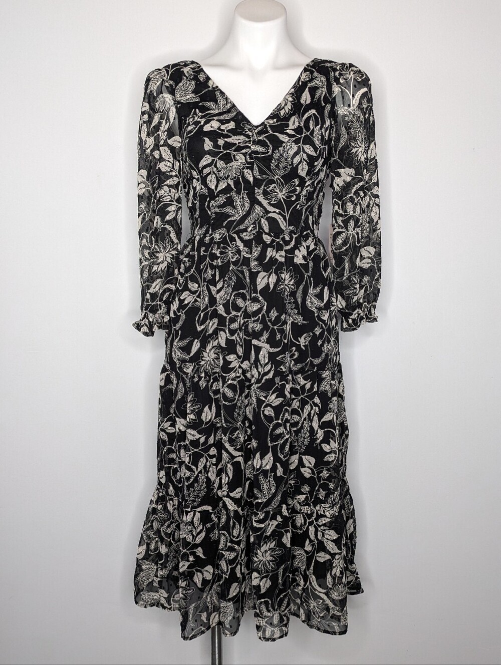NWT Sincerely Jules Black Tan Floral Chiffon V Neck Midi Dress S